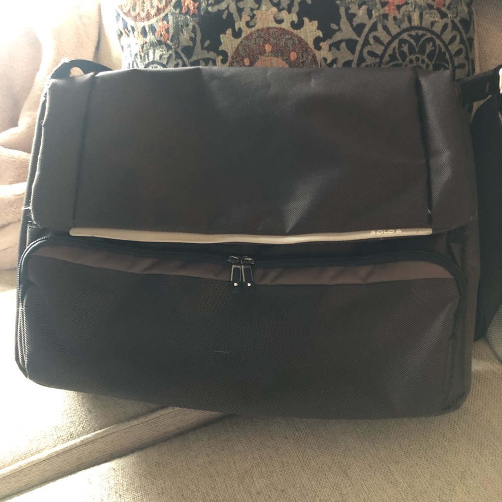 Solo brand Chocolate Messenger Laptop Bag